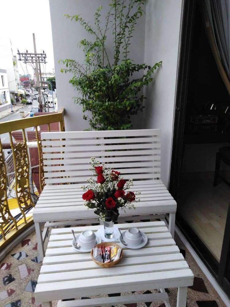 Bp Grand Suite Hotel Hat Yai Exteriör bild