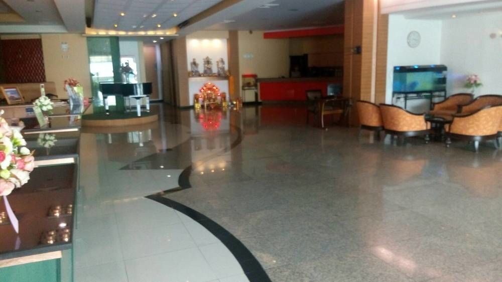 Bp Grand Suite Hotel Hat Yai Exteriör bild