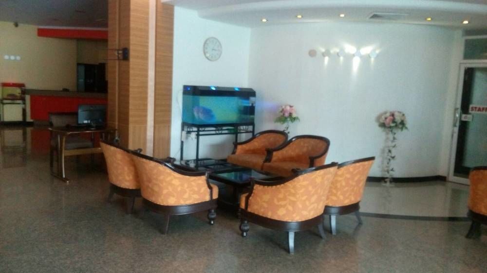 Bp Grand Suite Hotel Hat Yai Exteriör bild