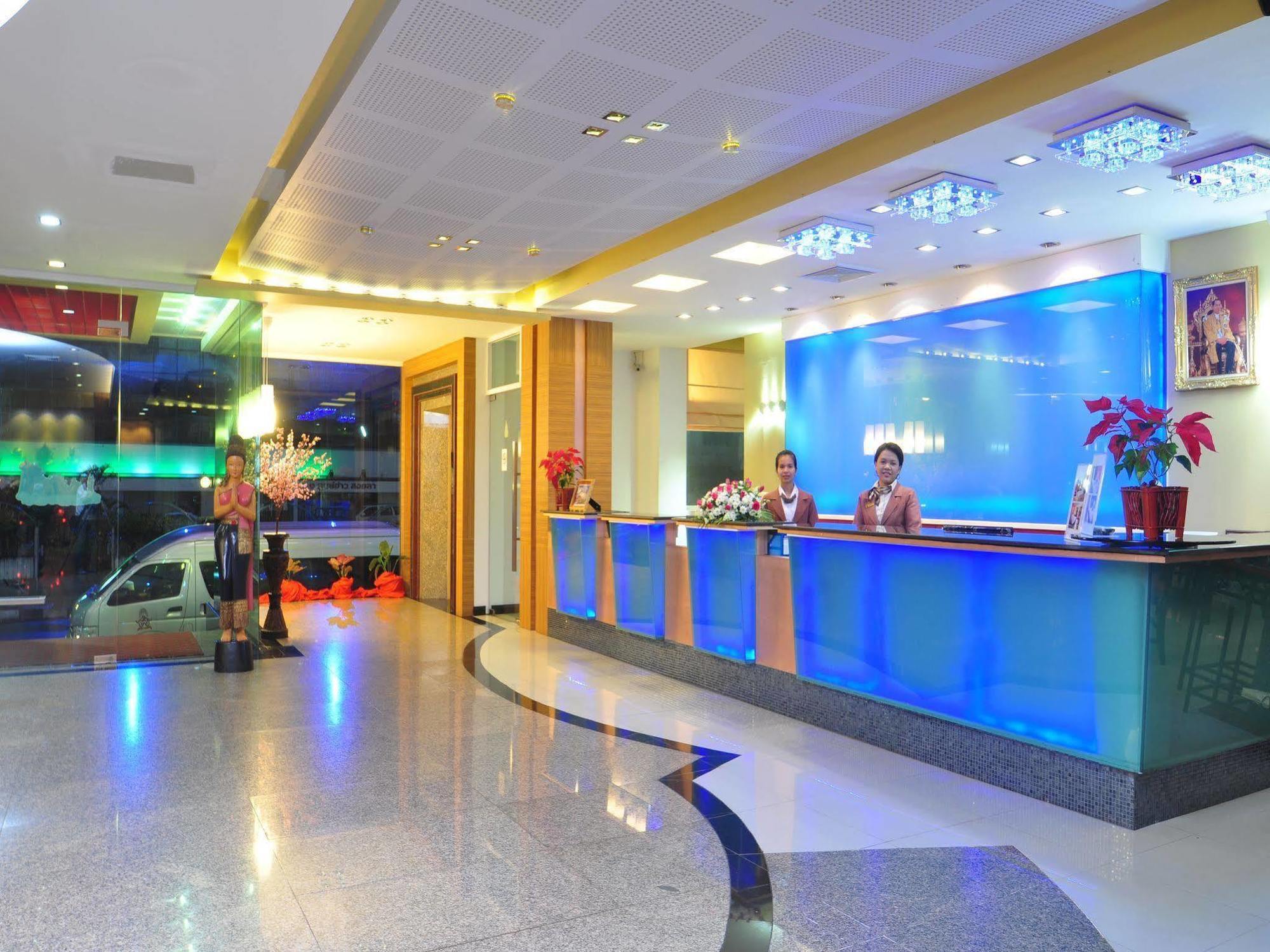 Bp Grand Suite Hotel Hat Yai Exteriör bild
