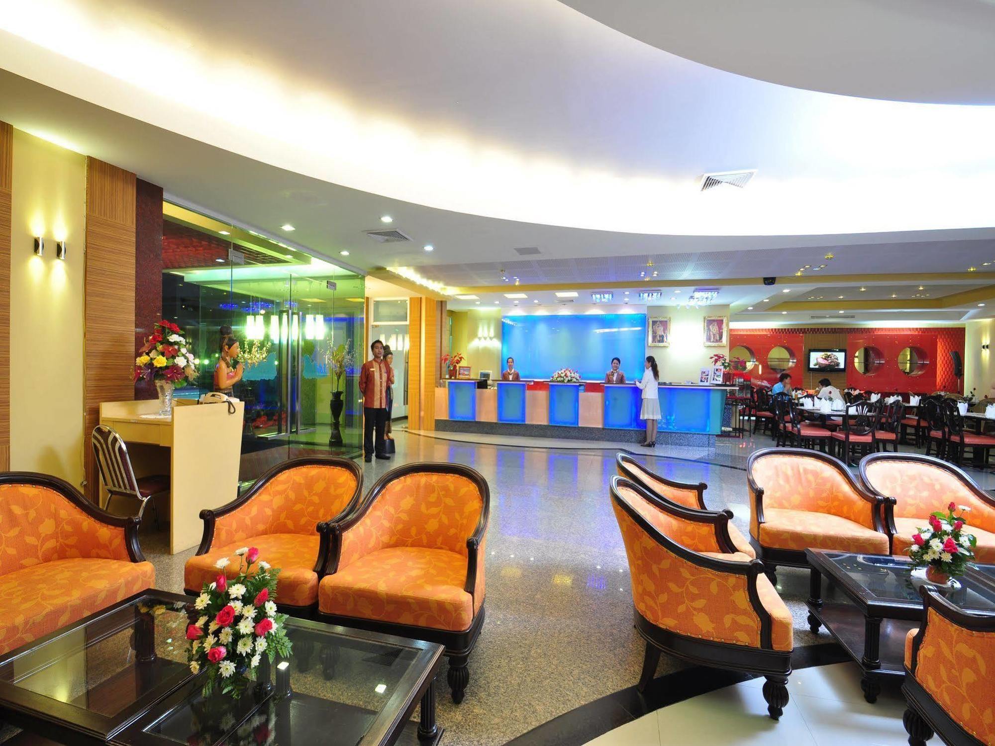 Bp Grand Suite Hotel Hat Yai Exteriör bild
