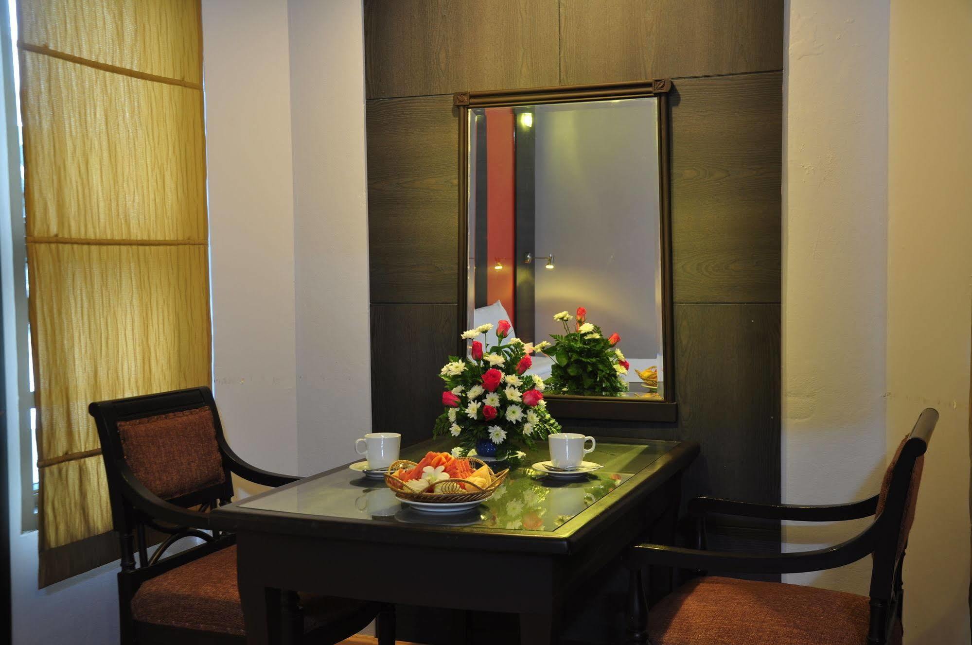 Bp Grand Suite Hotel Hat Yai Exteriör bild