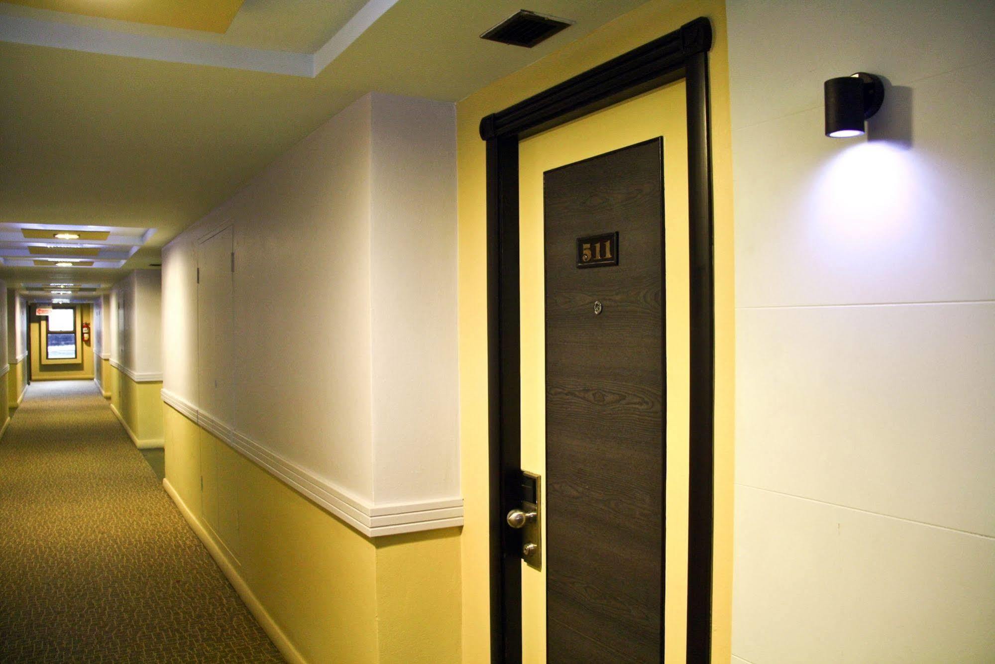 Bp Grand Suite Hotel Hat Yai Exteriör bild